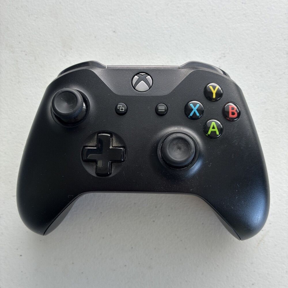 Microsoft Xbox One Black Wireless Controller See Pictures